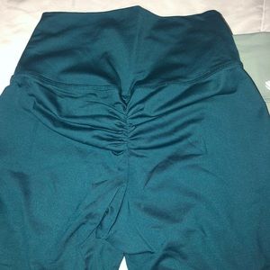 Abs2b Apparel Scrunch Leggings